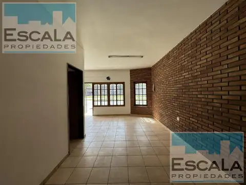 Local en Alquiler en Alberdi, $ 600.000