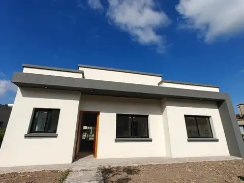 Casa con pileta en San Pablo Pilar