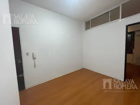 Oficina en Alquiler en Olivos Vias/Maipu, $ 500.000