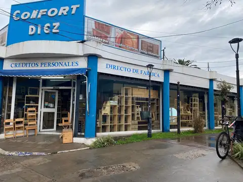 Eugenio Tapia de Cruz al 300