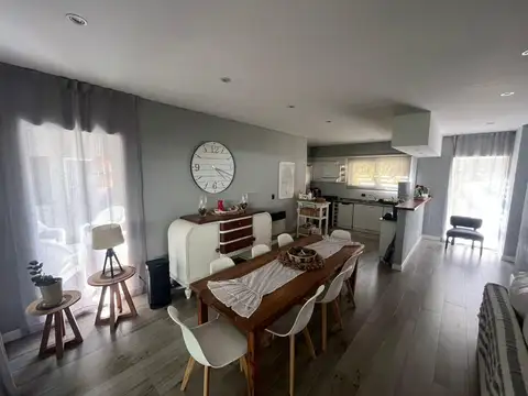 Casa en venta - 3 Dormitorios 2 Baños - Pinamar