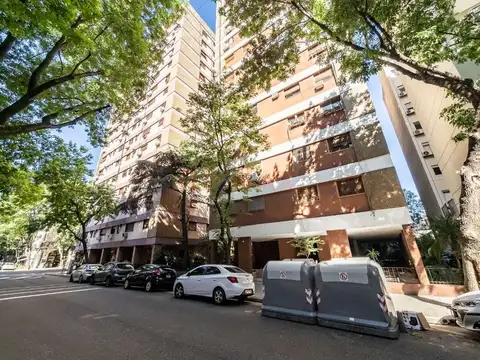 Venta 2 ambientes piso alto refaccionado Palermo