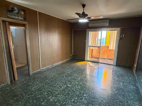 VENTA DEPTO. 4 AMBIENTES EN "CABALLITO"