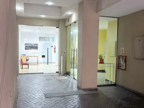 av alberdi 2300, Piso 9