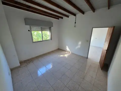 Depto Tipo Casa en Alquiler en Martin Coronado, $ 400.000
