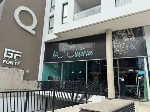 Alquiler de local comercial en Paseo Quattro, apto gastronomico, Villa Carlos Paz
