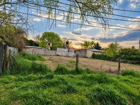Terreno en Funes