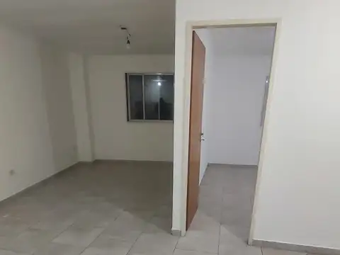 Presidente Domingo Faustino Sarmiento 400, Piso 2