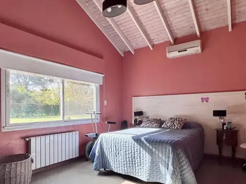 Casa en Venta en El Trébol, USD 465.000