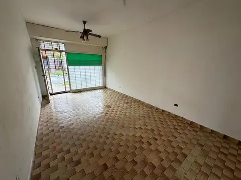 Local en Alquiler en Florida, $ 470.000