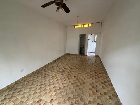 Local en Alquiler en Florida, $ 470.000