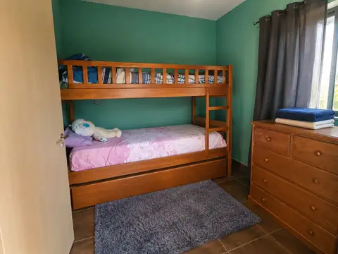 VENTA CASA FIN DE SEMANA-PILETA QUINCHO-OLIVEROS