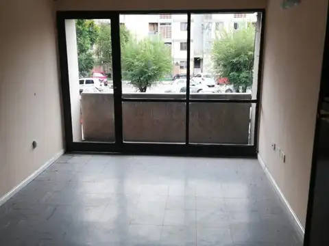 Departamento en Venta en Barrio Docente, USD 48.000