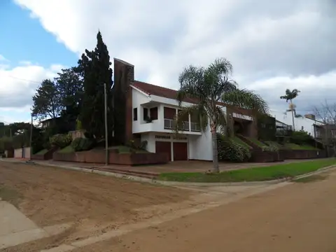 Casa - Venta - Argentina, Concordia - ANTONIO DE LUQUE 500