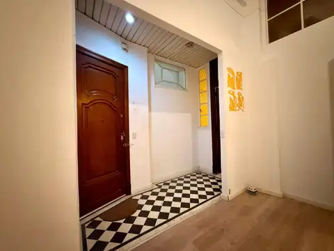Depto Tipo Casa en Venta en San Nicolás, USD 98.000