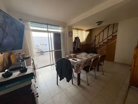 Depto Tipo Casa en Venta en Neuquén, USD 170.000