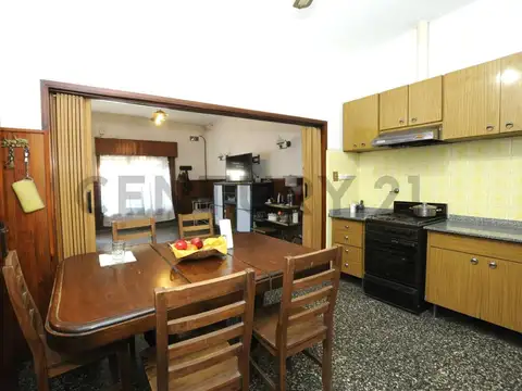 Las Piedras 4300, Piso 0