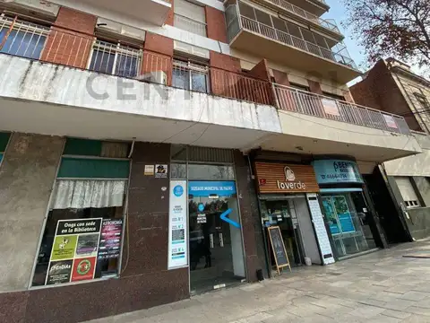 Venta departamento contra frente de 105 mt2,en el centro de San Miguel