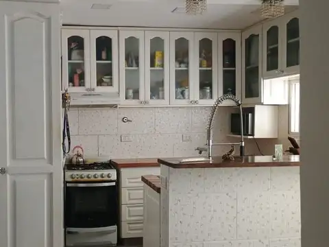 Depto Tipo Casa en Venta 54 años