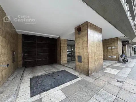 Cochera Fija Cubierta a 1/c de Av. Las Heras (Recoleta)