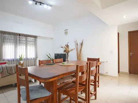 Casa en Venta en Alberdi, USD 190.000
