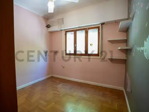 35 entre 18 y 19 , Piso 0