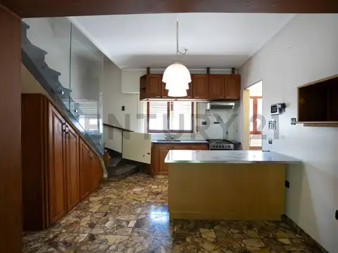 PH en venta con cochera en La Plata – Calle 35 entre 18 y 19 - 500 USS/M2