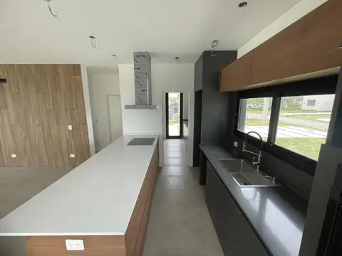 Casa en Venta en San Vicente, USD 274.000