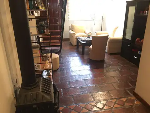 Depto Tipo Casa en Venta 15 años