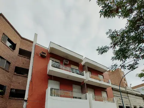 MONOAMBIENTE EN ALQUILER - ZONA ALBERDI A MTS DE COLON