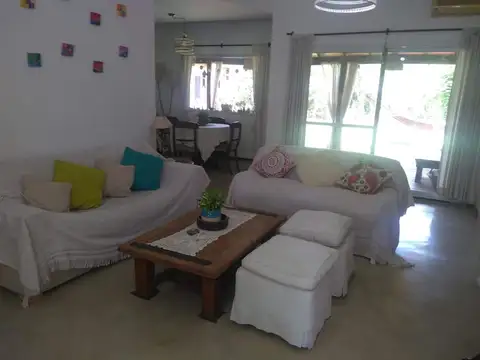 Casa en Alquiler Temporal de 4 dormitorios