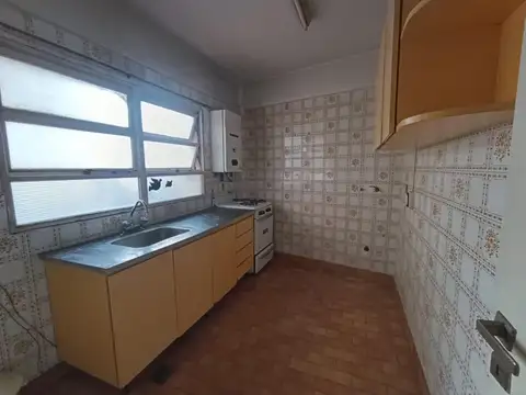 Departamento 2 ambientes con patio