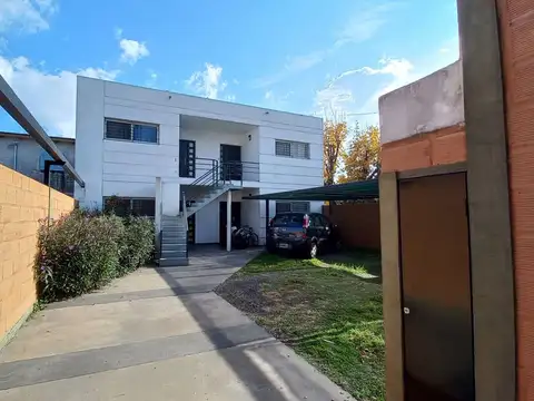 Rio Negro 900, Piso 1