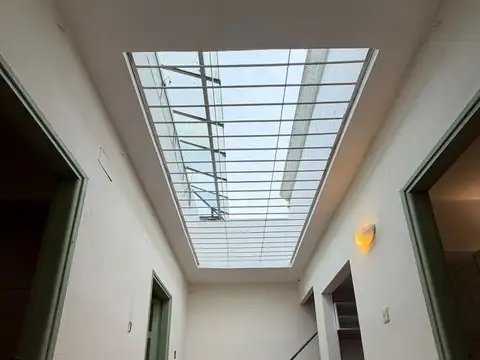 Venta apto 2 o 3 dorm., azotea, Atahualpa.