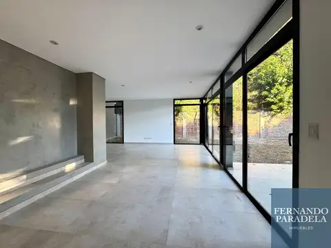 Casa en Venta en Barrio Parque Leloir, USD 260.000