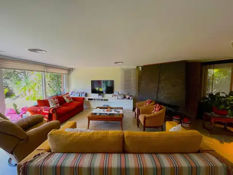 Casa en Venta de 5 dormitorios