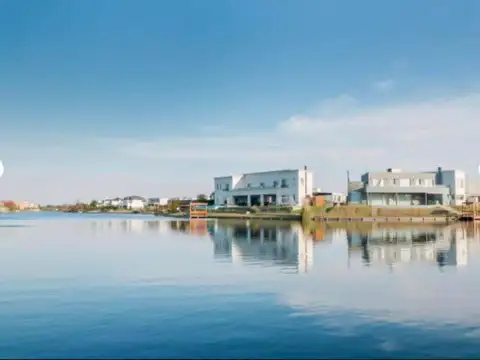 Terreno en Venta de 947,0 m2