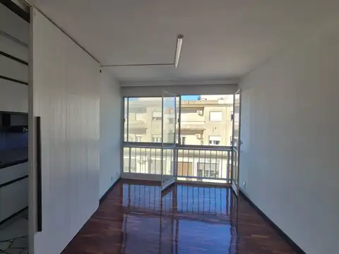 Pérez Castellano 1300