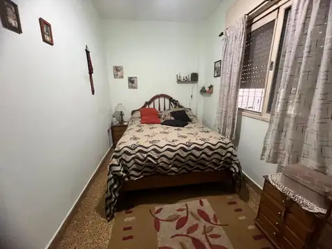 Casa 4 ambientes con 1 baño