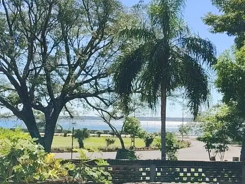 LOTE EN VENTA A LA COSTANERA