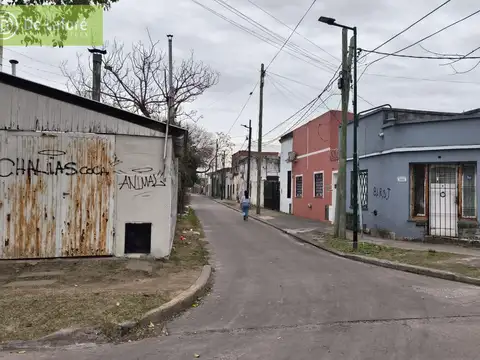 Pasaje Granaderos al 600