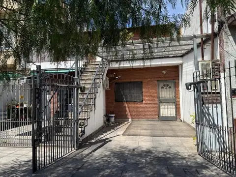 PH 4 AMBIENTES VILLA LUZURIAGA COCHERA PARRILLA