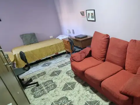 Casa 7 ambientes con 4 baños