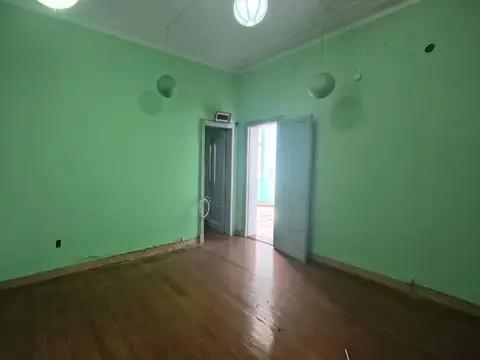 CASA EN VENTA VILLA URQUIZA C/TERRAZA lote Propio