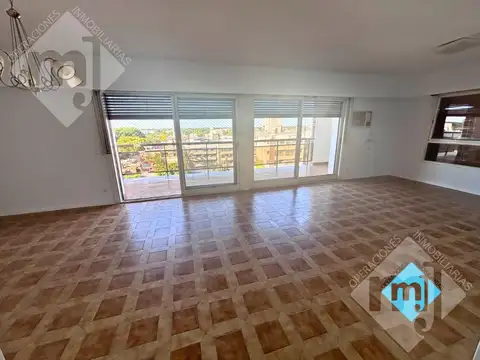 Departamento en Venta en San Fernando Vias  /  Centro, USD 210.000