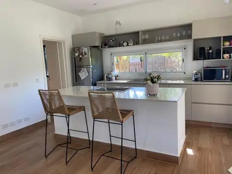 Casa en alquiler Anual amoblado