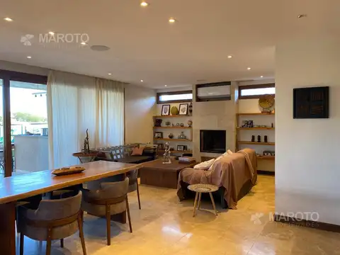 CASA EN VENTA EN CANTON GOLF - MAROTO PROPIEDADES