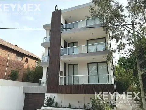 Departamento 3 ambientes con patio Pinamar
