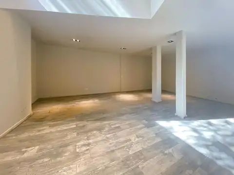 Oficina 2 ambientes con 1 baño