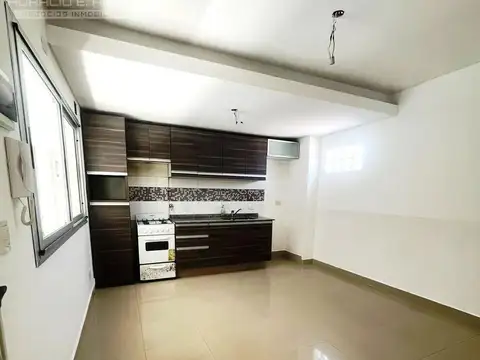 DEPARTAMENTO INTERNO - ALQUILER CENTRO DE SAN MARTIN